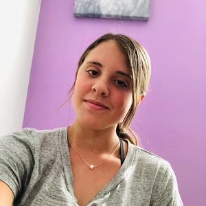 Meet your Posher, Lily